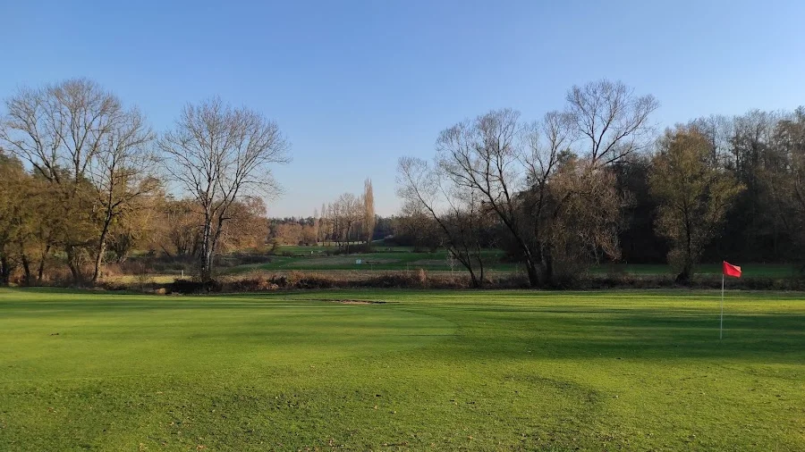 Golf d’Avrainville — photo 1