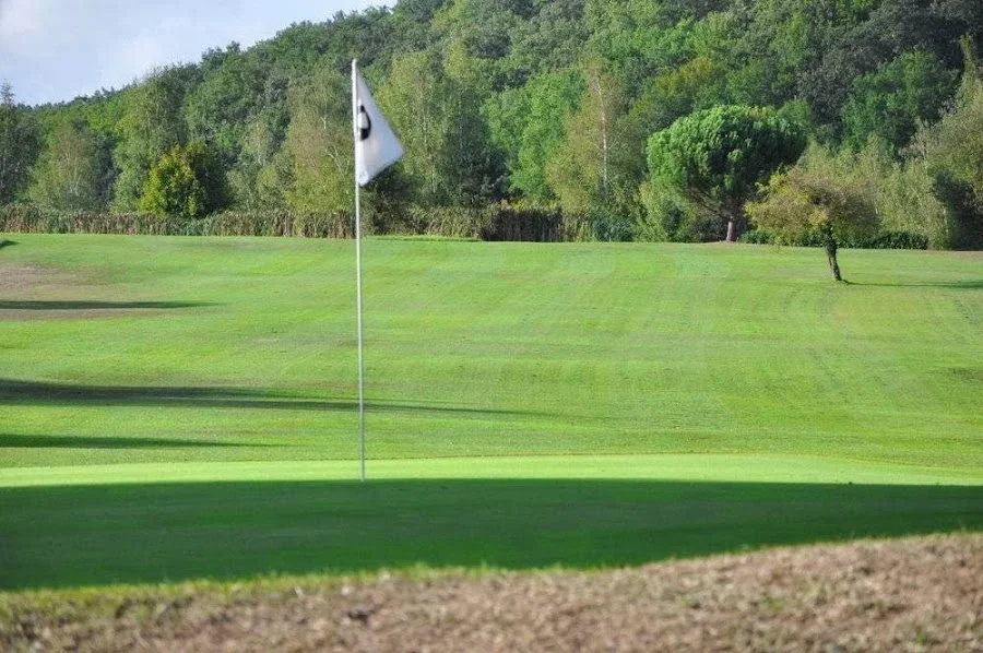 Golf de Château les Merles — photo 1