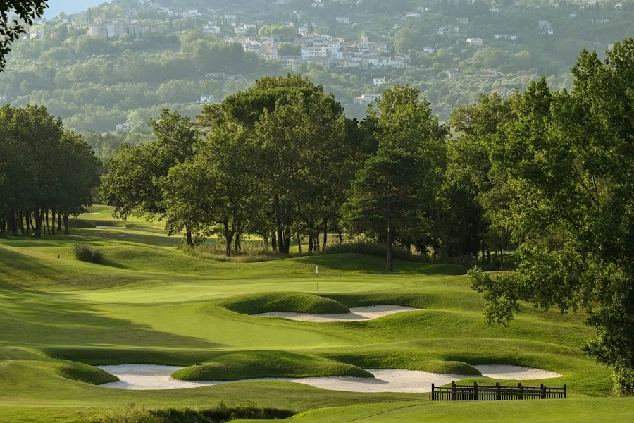 Golf de Terre Blanche — photo 1