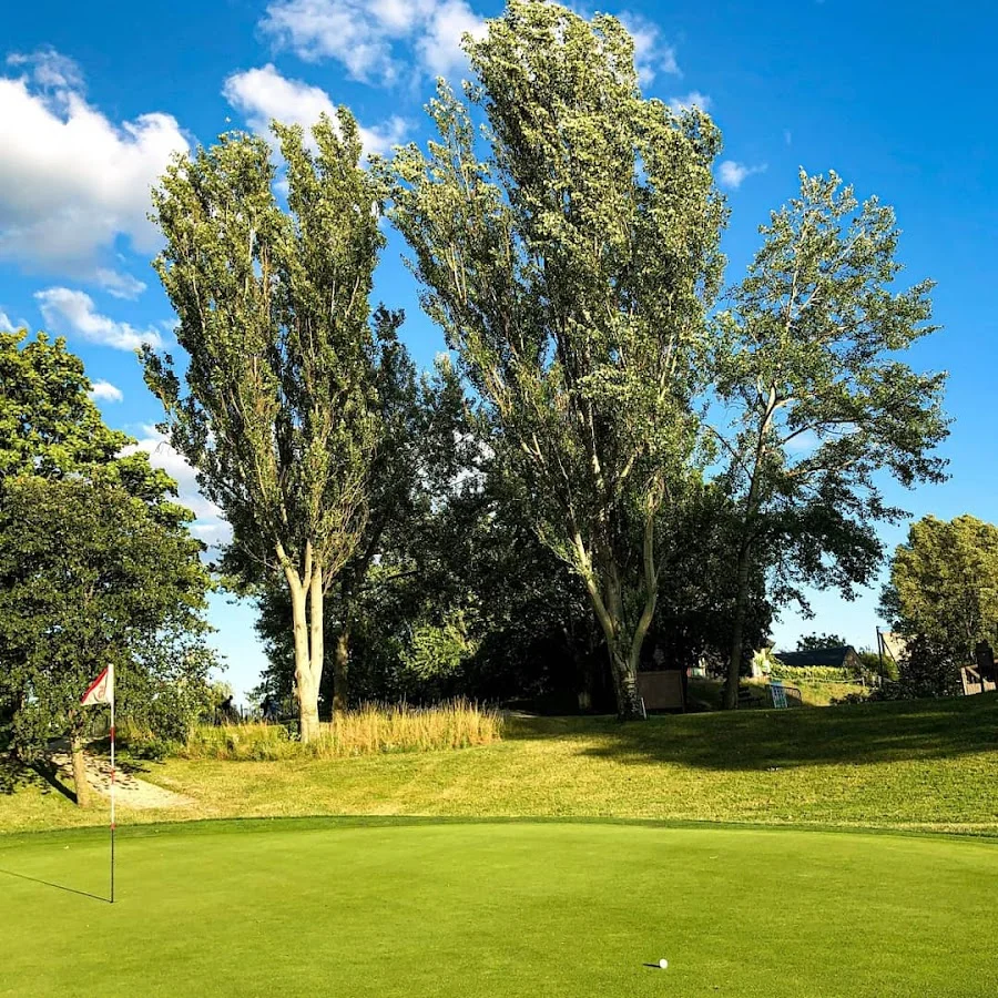 Golf du Parc du Tremblay — photo 1