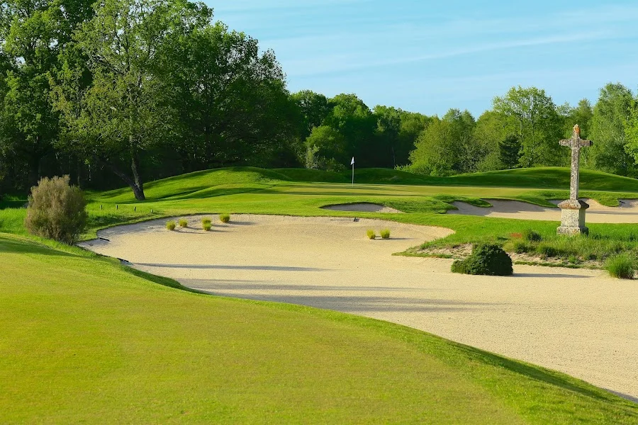 Golf Les Bordes — photo 1